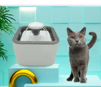 Fuente Dispensadora de Agua para Mascotas — 2.5L con Triple Filtración
